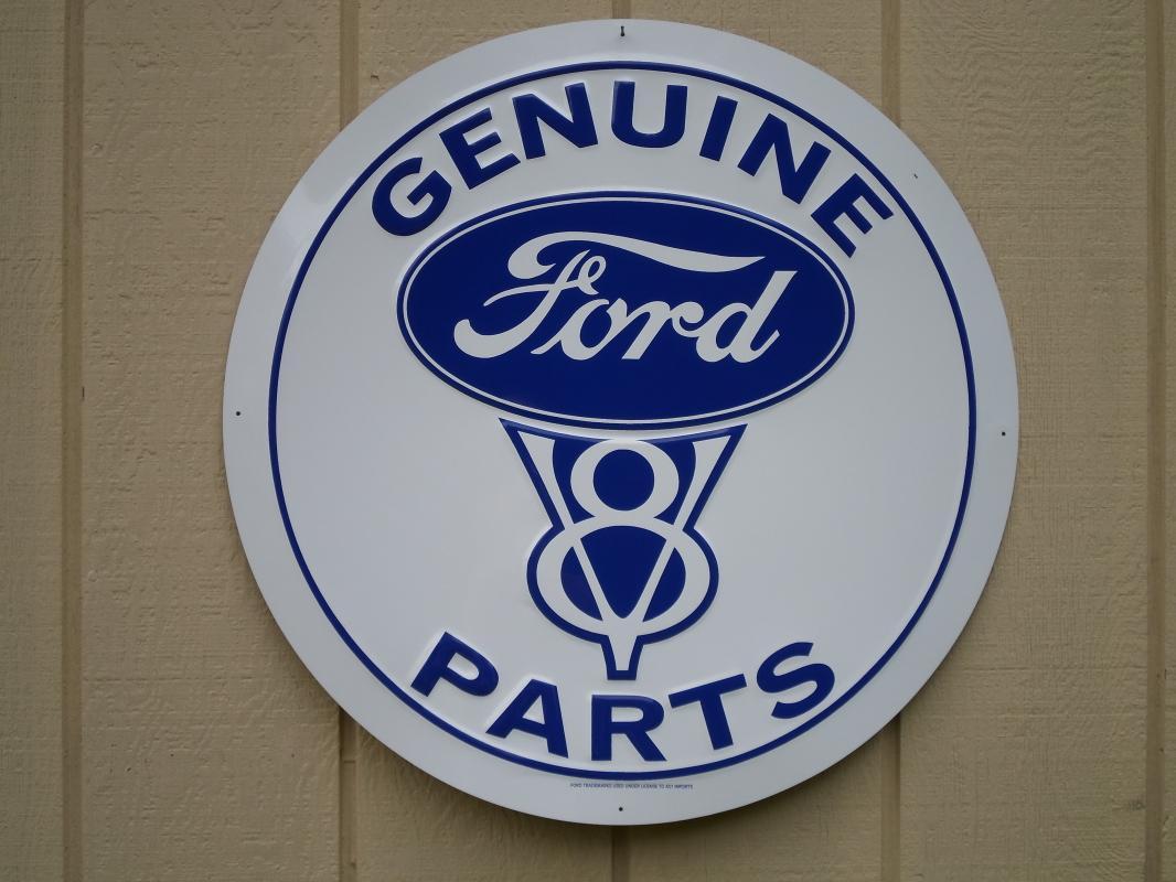 OUR LARGEST GENUINE FORD V8 PARTS SERVICE GARAGE SIGN / LOW SHIPPING COST