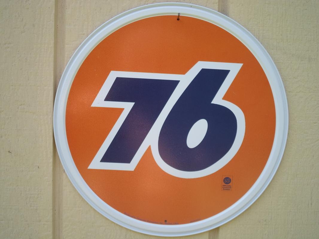 Phillips 76 Gas & Oil Metal Sign / FREE SHIPPING