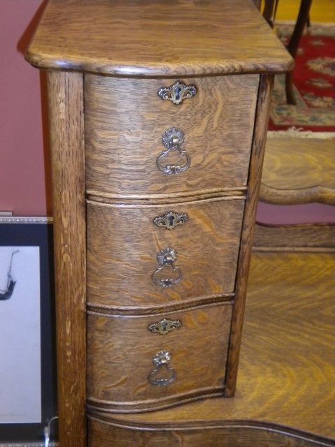 Dresser (Karges)