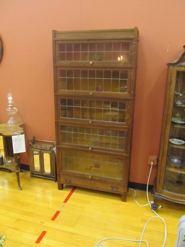 American Oak Bookcase, Globe Wernicke, 5 Stacks, Mission With Leaded Glass Doors