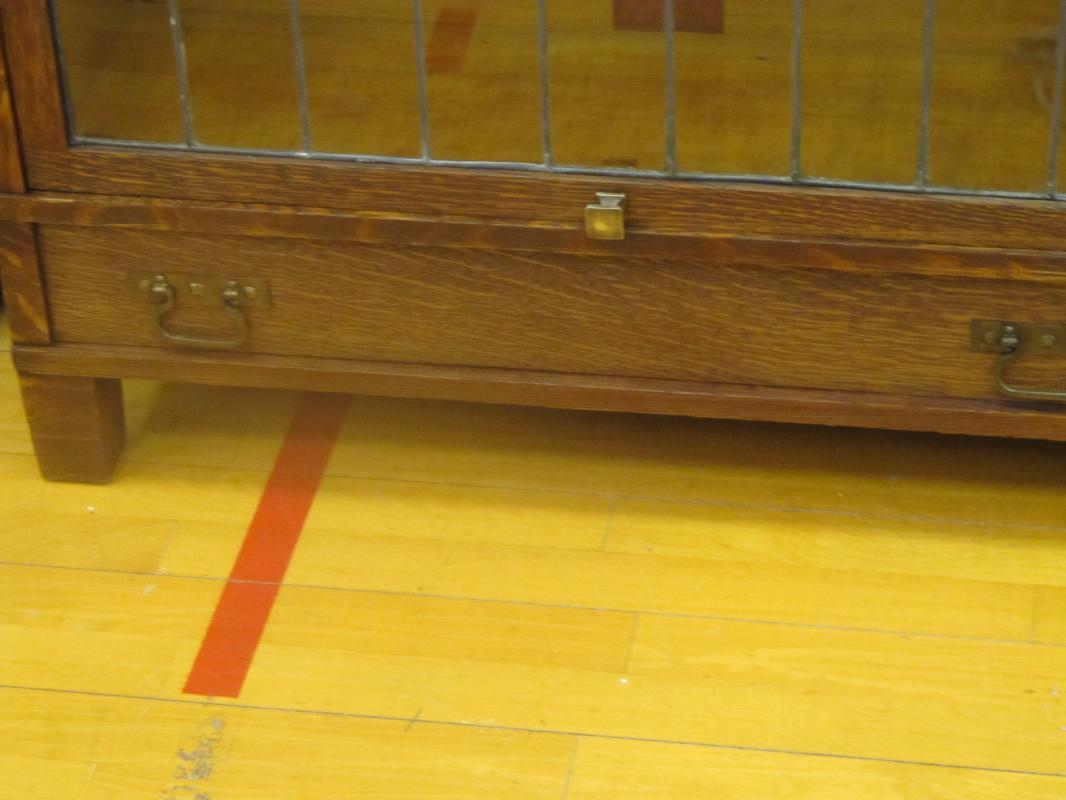 American Oak Bookcase, Globe Wernicke, 5 Stacks, Mission With Leaded Glass Doors