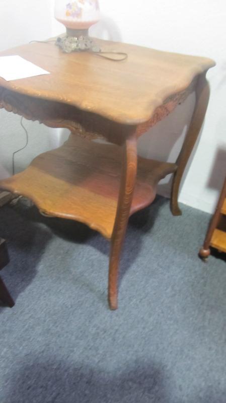 American Oak Square Parlor Table (Scalloped top)