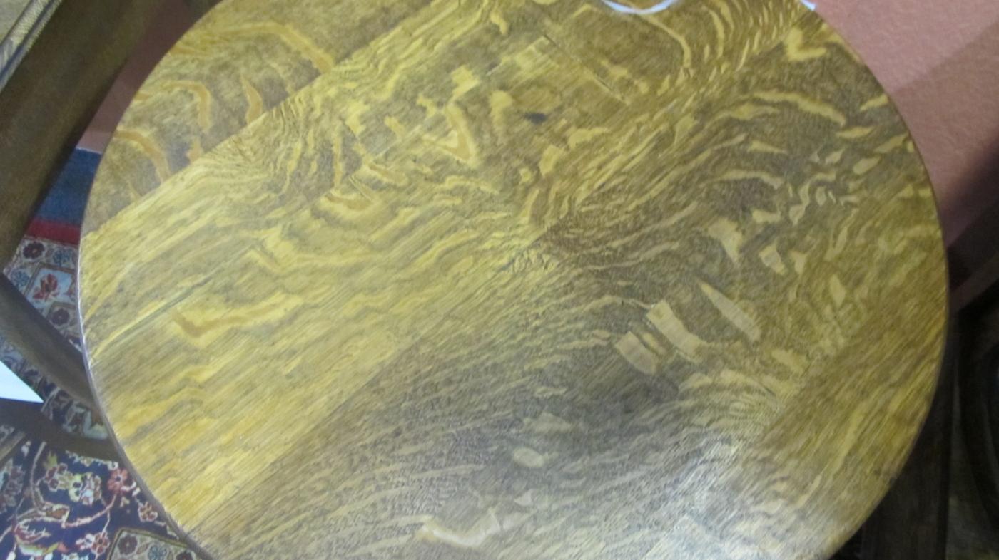 American Oak Parlor Table (Round, Small, Clawfeet)