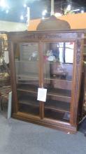 American Oak Bookcase (very fine, 2 door)