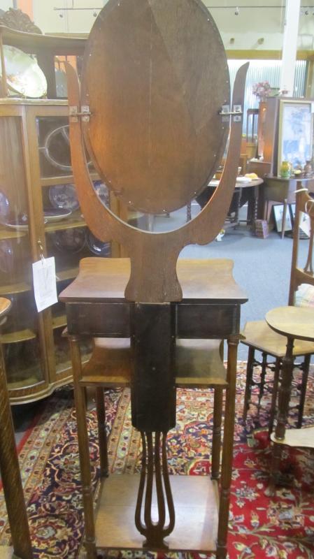 American Oak Shaving Stand (Oval Mirror)