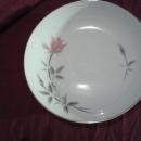 92 pieces, Classic dinnerware, Fukagawa Rosetta