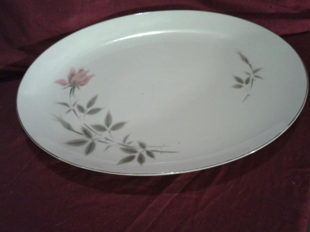 92 pieces, Classic dinnerware, Fukagawa Rosetta