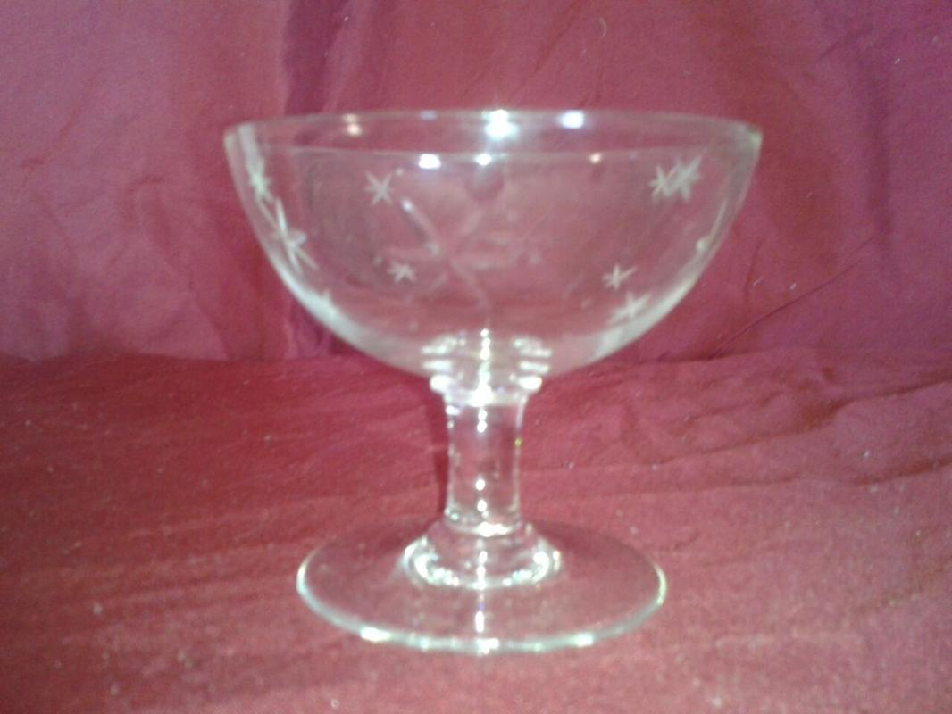 Set of 7 Crystal Fruit or Sherbert Cups