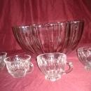 Vintage Punchbowl and 20 cups