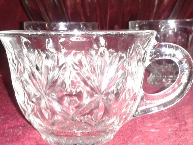 Vintage Punchbowl and 20 cups