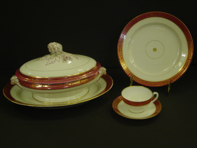 Set of Old Paris Porcelain Dinner Service