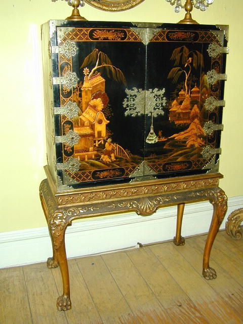 18th. English Japanned/Chinoiserie Cabinet on Later Stand