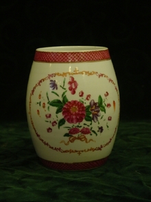 Large 18th. cent. Chinese Export Famille Rose Cider Mug