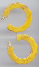 SALE Bakelite Earrings. Wow