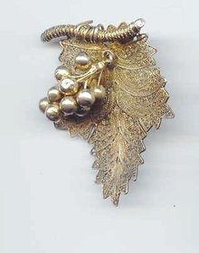 SALE Vintage Grape leaf Pin