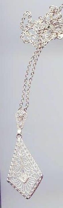 SALE 14kt filigree necklace With Diamond