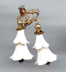 SALE Vintage Bell Shape Drop earrings