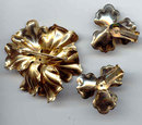 SALE Stunning Rhinestone Flower Pin and