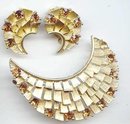 SALE Lisner Pin , Earrings and necklace