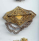SALE Cameo Pin Vintage