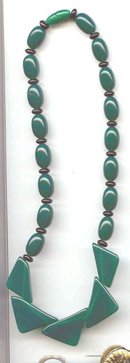 SALE Kelly Green Lucite Necklace