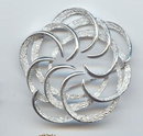 SALE Gigantic sara coventry Signed Silvery Pin