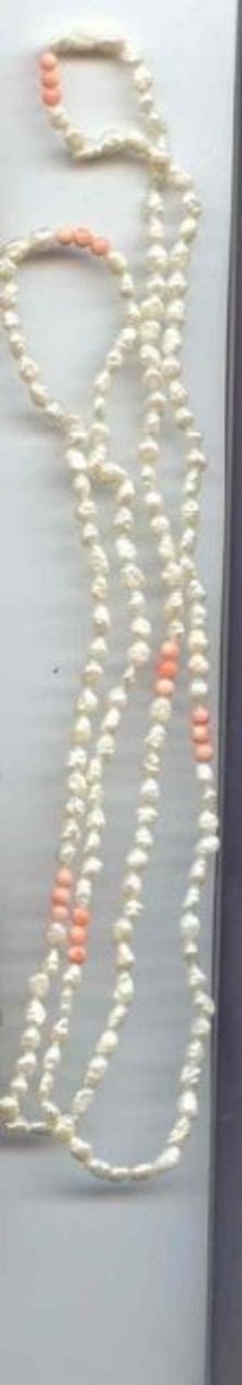 SALE Exceptional Fresh water pearls and coral