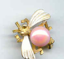 SOLD Cute Little Bee signed JJ