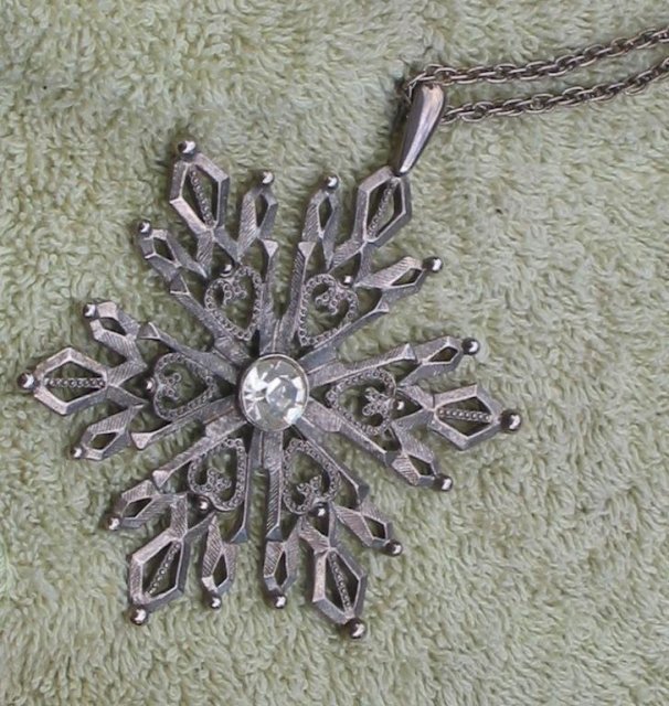 Snowflake Pendant Necklace
