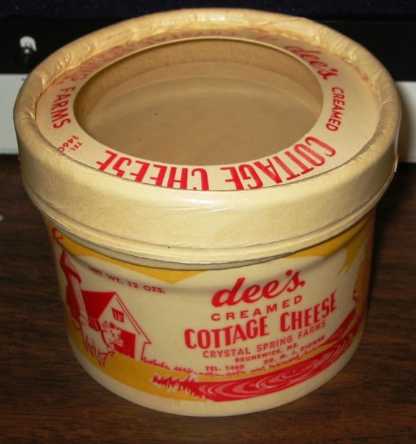 Dee's Cottage Cheese Container