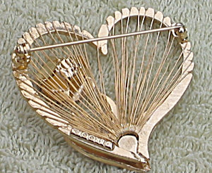 Vintage goldtone costume jewelry Heart Rose Pin