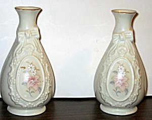 Lefton Rose Vases Cameo Ribbon