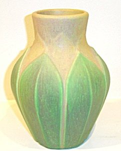 Roseville Early Velmoss Vase