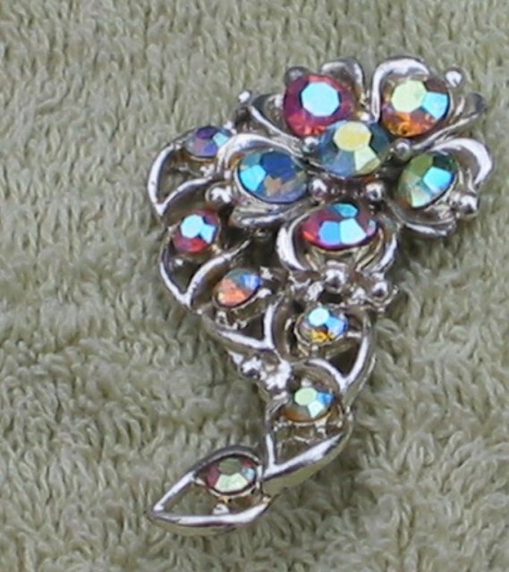 Crystal Pin brooch