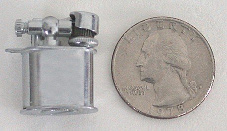 TINY CHROME LIGHTER / VINTAGE PEE WEE TOBACCO