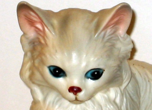 old vintage LEFTON WHITE SIAMESE CAT figurine