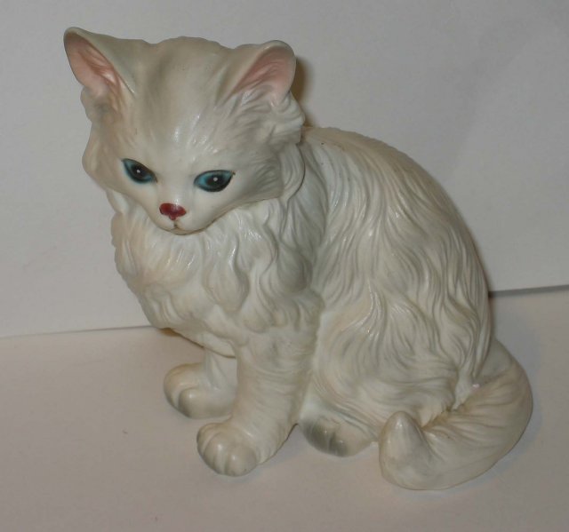 old vintage LEFTON WHITE SIAMESE CAT figurine