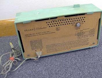 vintage SEARS SILVERTONE ICE BLUE tube radio