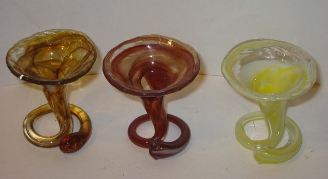 3 vintage mini GLASS SWIRL bud vases