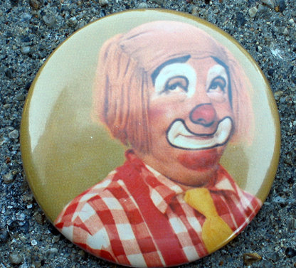 old vintage COMICAL CLOWN CIRCUS pinback pin