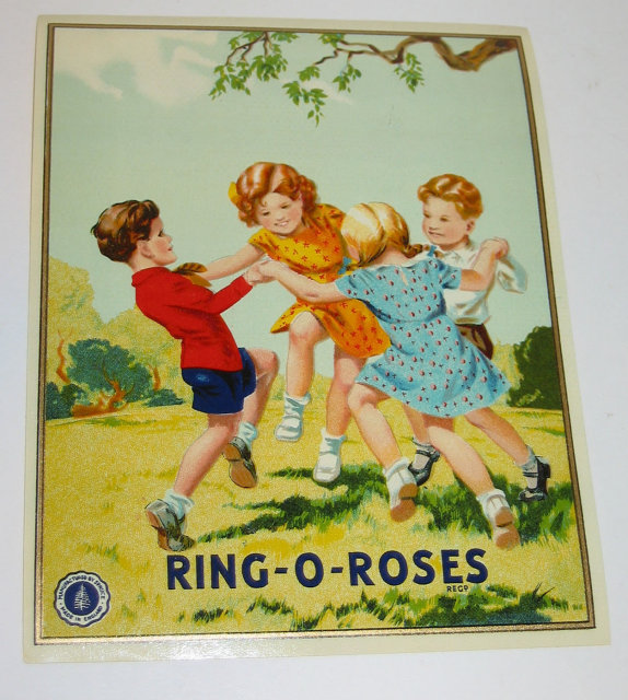 Ring-O-Roses Textile Label