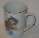old vintage elegant KITTEN TEA COFFEE MUG