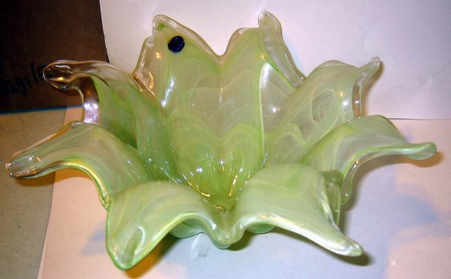 Murano Light Green Glass Art Bowl Flower