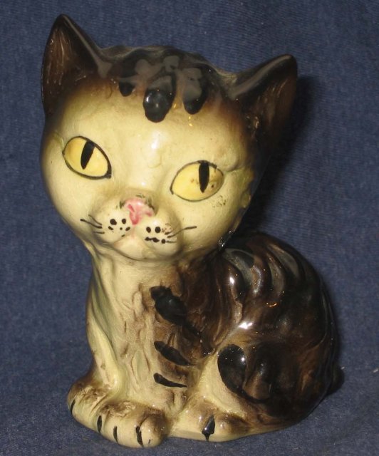 old vintage JAPAN CAT STATUE figurine