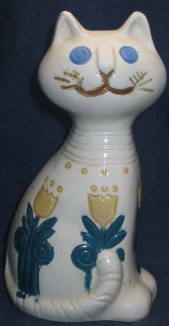 vintage large Country Time Cat Figurine Statue