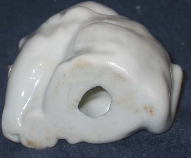 old vintage WHITE GOLD SPOTTED FLORAL CAT statue figurine