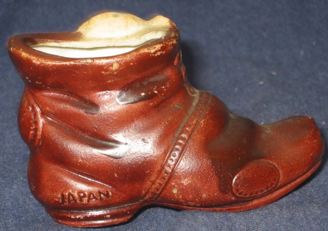 Mouse Button Shoe Statue
