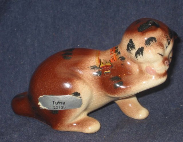 old vintage TUTSY TABBY CAT STATUE