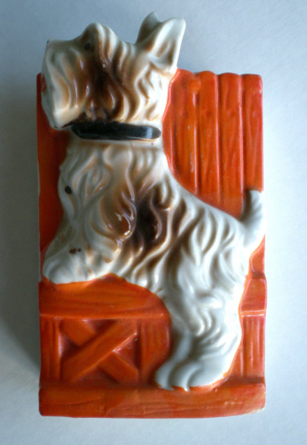 Scotty Dog Wall Pocket