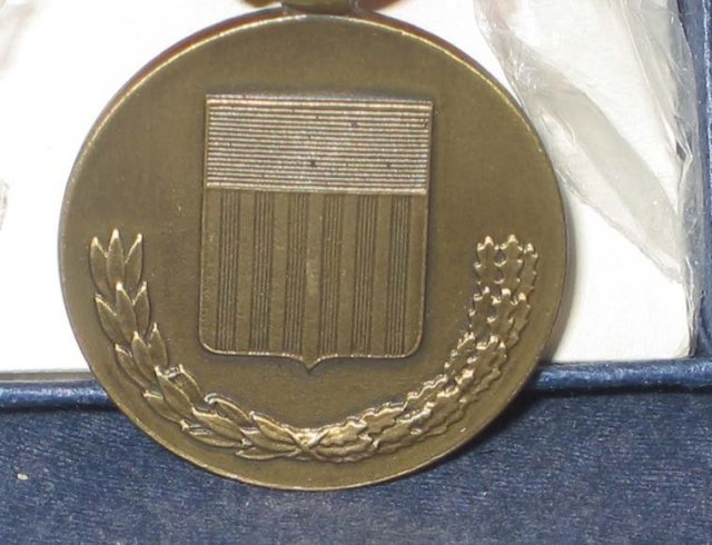 old vintage NATIONAL DEFENSE COIN on ribbon IN BOX